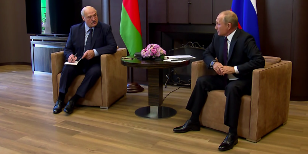 Путин поддержал Лукашенко кредитом на $1,5 млрд, Навальный планирует вернуться в Россию, есть ли жизнь на Венере – дайджест Fomag.ru