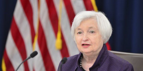 Рынок не ждет от ФРС изменения ставки в среду