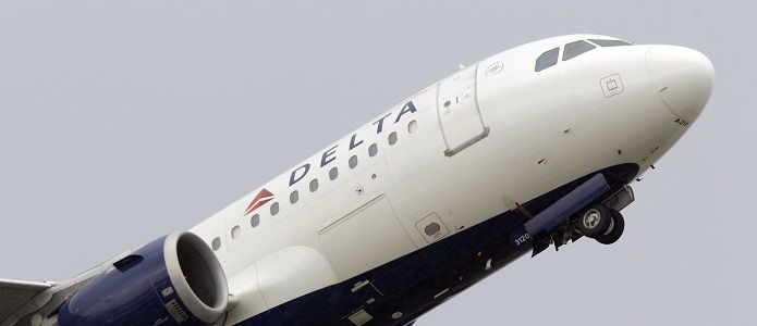 Вертикальный взлет Delta Air Lines 