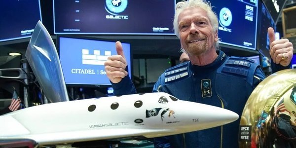 Как Virgin Galactic планирует победить Blue Origin и SpaceX в космическом туризме