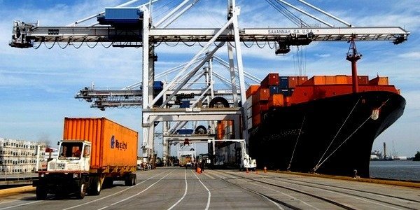 Что происходит с международными грузоперевозками 