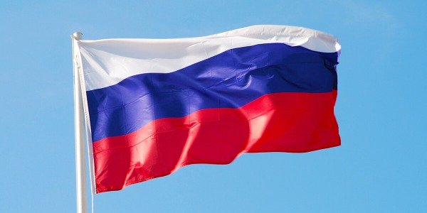 Moody's улучшило прогноз суверенных рейтингов России, в Госдуму внесли законопроект о крипторубле –  дайджест FO