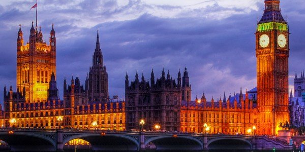 Теракт в Лондоне, Сечин назвал санкции против России вмешательством в выборы: дайджест FO 