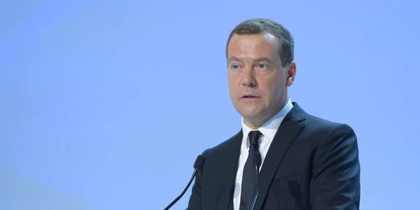 Медведев и министры раскрыли свои доходы
