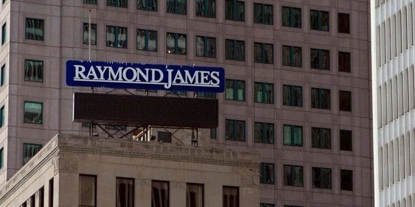 Топ-2 компаний с высокими дивидендами от аналитиков Raymond James