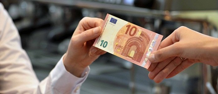 Евро пробил психологическую отметку в $1,1