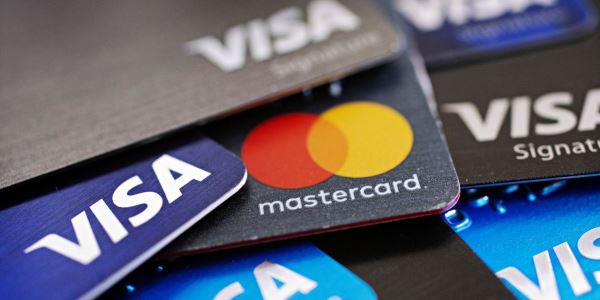 Mastercard vs Visa – в какую компанию лучше инвестировать
