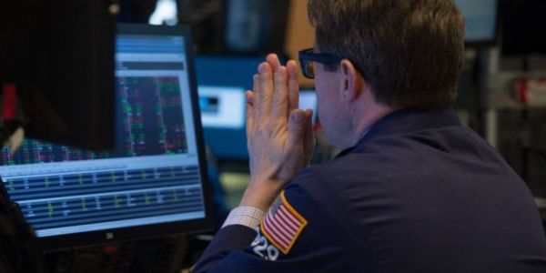 Мосбиржа начинает торги фьючерсами на индекс акций американских эмитентов