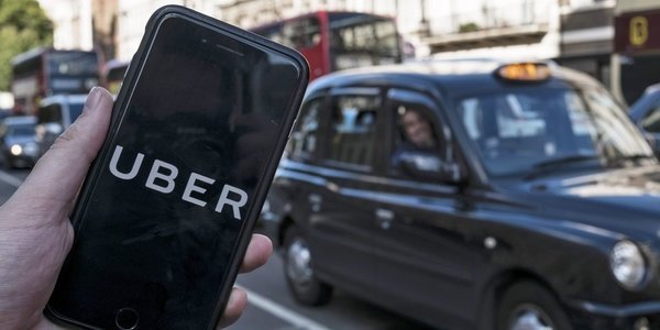Uber признал лоббистскую сделку с Макроном 