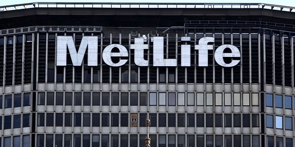 Страховка MetLife от рыночных рисков давит на финансовые показатели 