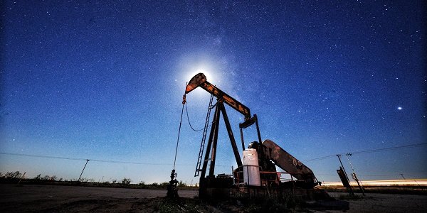 Американский премаркет: нефть спасла американские индексы