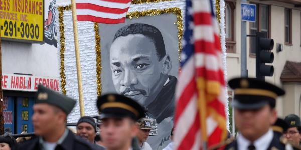 Фактор пятницы и приближающийся День Мартина Лютера Кинга – американский премаркет
