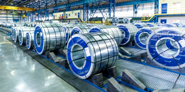 «НЛМК, «Северсталь», ММК» Топ-3 бумаг дивидендной корзины на 2021 год