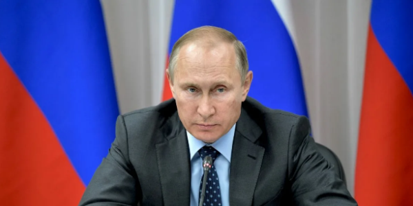 Путин объявил 10-дневные майские каникулы