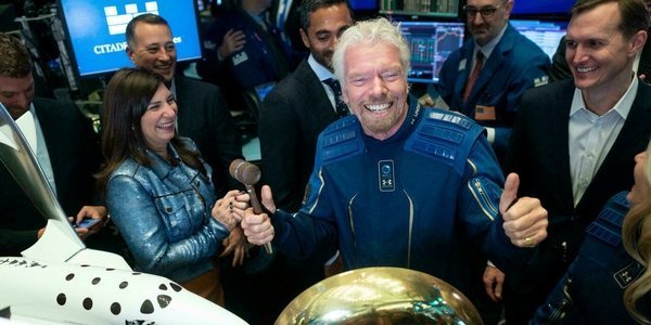 Virgin Galactic возобновила продажи билетов в космос – стоит ли инвестировать в компанию
