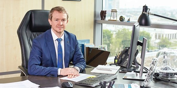 Валерия Авксентьева покинула «Открытие брокер», а Владимир Крекотень  получил новую должность