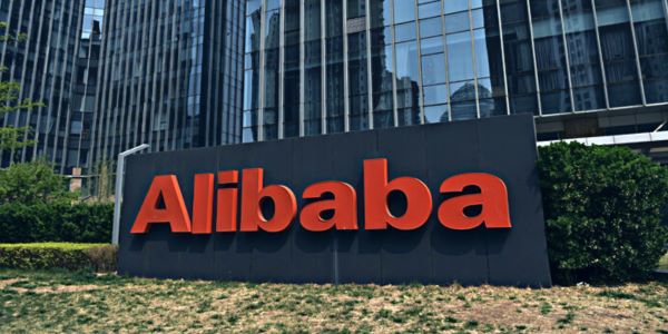 Акции Alibaba продолжают падать – стоит ли рассчитывать на смену тренда