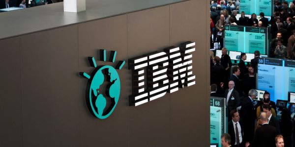 Американский премаркет: тяжелый вздох IBM обеспечил половину просадки Dow