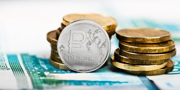 Росбанк повысил прогноз по рублю и ВВП
