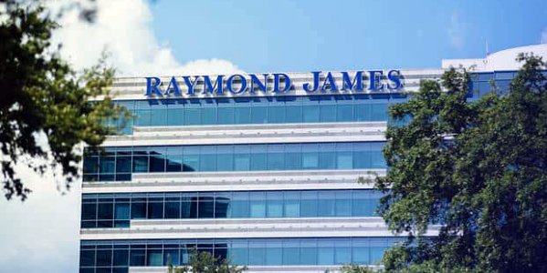 Топ-2 грошовых акций для покупки от аналитиков Raymond James