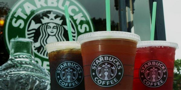 Starbucks: акции настолько сильны, что их не может убить даже основатель компании