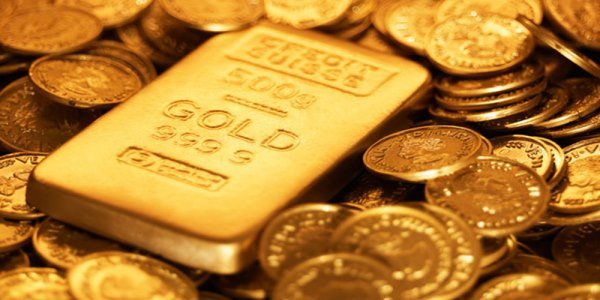 Золото стабилизировалось при слабом долларе