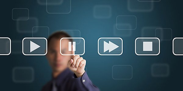 Рынок РФ приостановил снижение