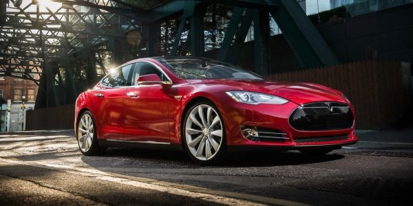 Веская причина начать переживать за акции Tesla