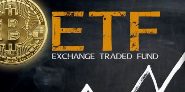 У биткоин-ETF еще есть шансы, а также курс биткоина, эфириума и Ripple за 24 часа
