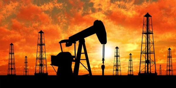 Сокращение запасов поможет росту цен на нефть