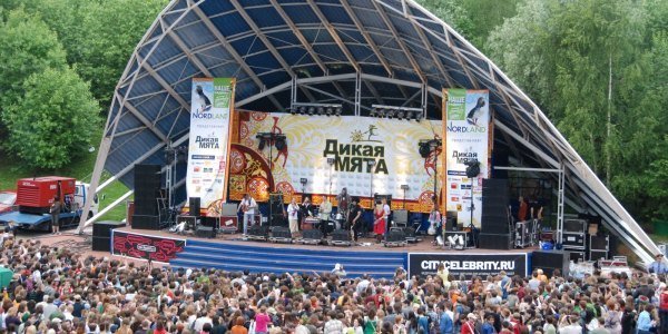 Фестиваль «Дикая мята» отменили в ночь перед началом, Собянин пригрозил более жесткими мерами – дайджест Fomag.ru