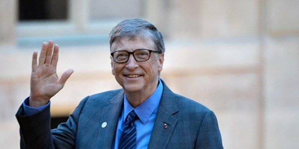 Почему Билл Гейтс отказывался смотреть телевизор и слушать музыку