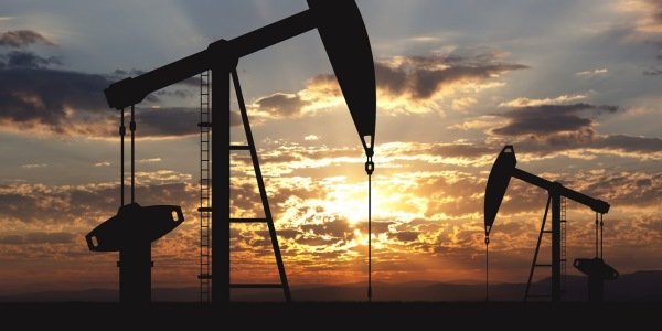 Котировки нефти могут оказаться под давлением до середины недели
