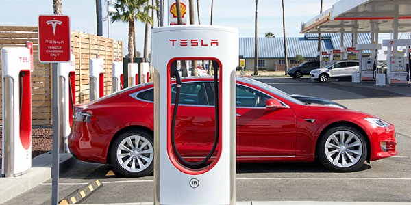 Tesla проведет сплит акций в пропорции 5 к 1