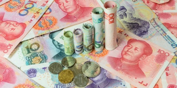 «Газпромбанк инвестиции» предложили инвесторам юань
