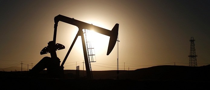 Нефть дешевеет на слабых статданных из Китая