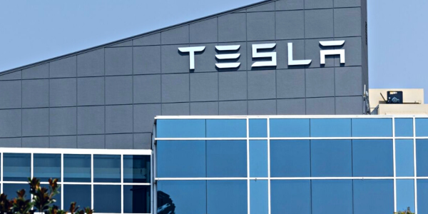Tesla вновь снижает цены – что ждать инвесторам