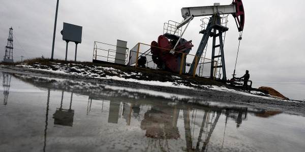 Какие фундаментальные факторы способствовали росту нефти