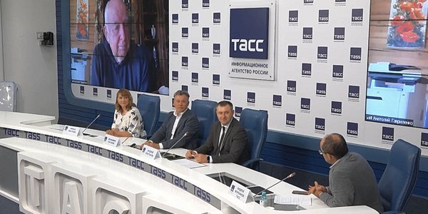 До 1 млн рублей предложили выиграть волонтерам финансового просвещения