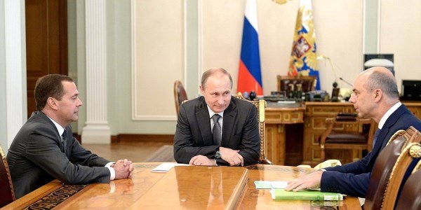 Минфин увеличил программу ОФЗ из-за соцрасходов