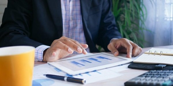 Почему стоит обратить внимание на данные по открытым вакансиям в США
