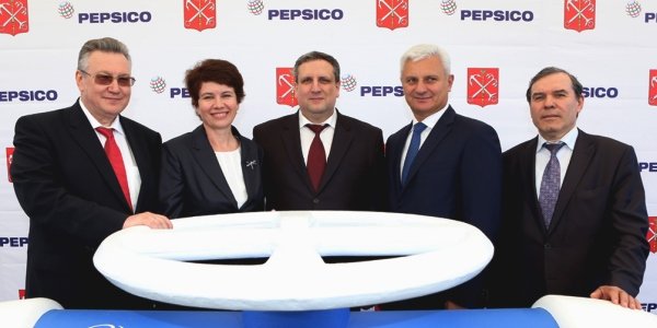 PepsiCo снизит темп роста выручки в России на 5% из-за дорожающего доллара