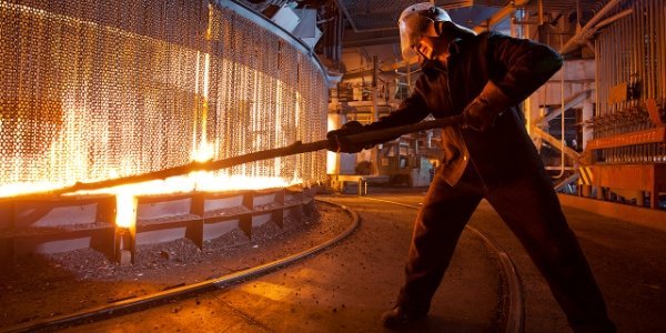 Продолжают дорожать металлурги, в лидерах дня TCS Group