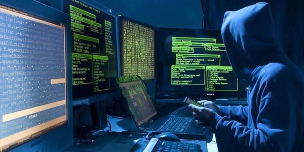 ЦБ расскажет о защите личных денег от киберугроз