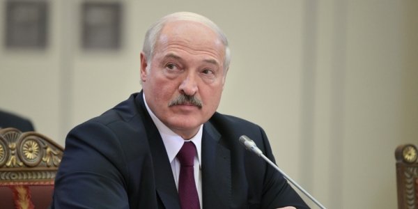 У белорусских банков проблемы со SWIFT, «Яндекс» передумал покупать «Азбуку вкуса» – дайджест Fomag.ru